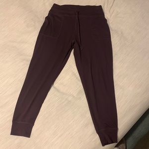 Lole jogger pant, plum, Size M